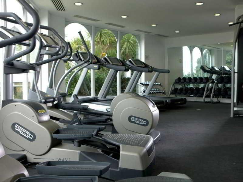 Daresbury Park Hotel & Spa Εξωτερικό φωτογραφία