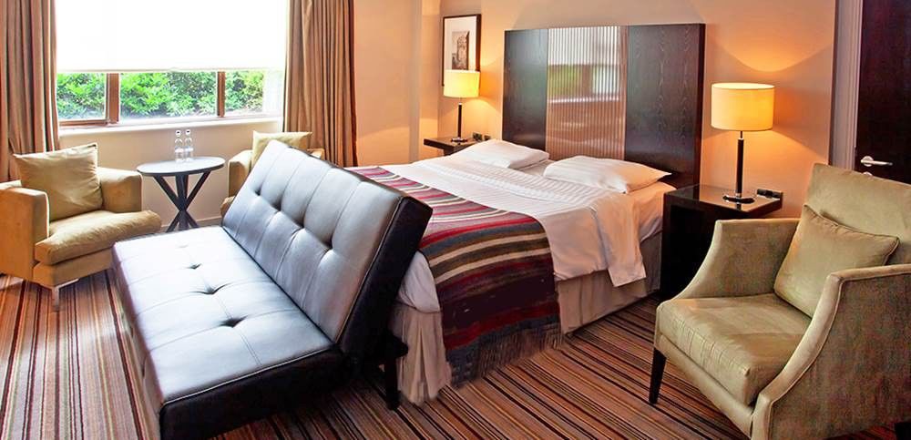 Daresbury Park Hotel & Spa Εξωτερικό φωτογραφία