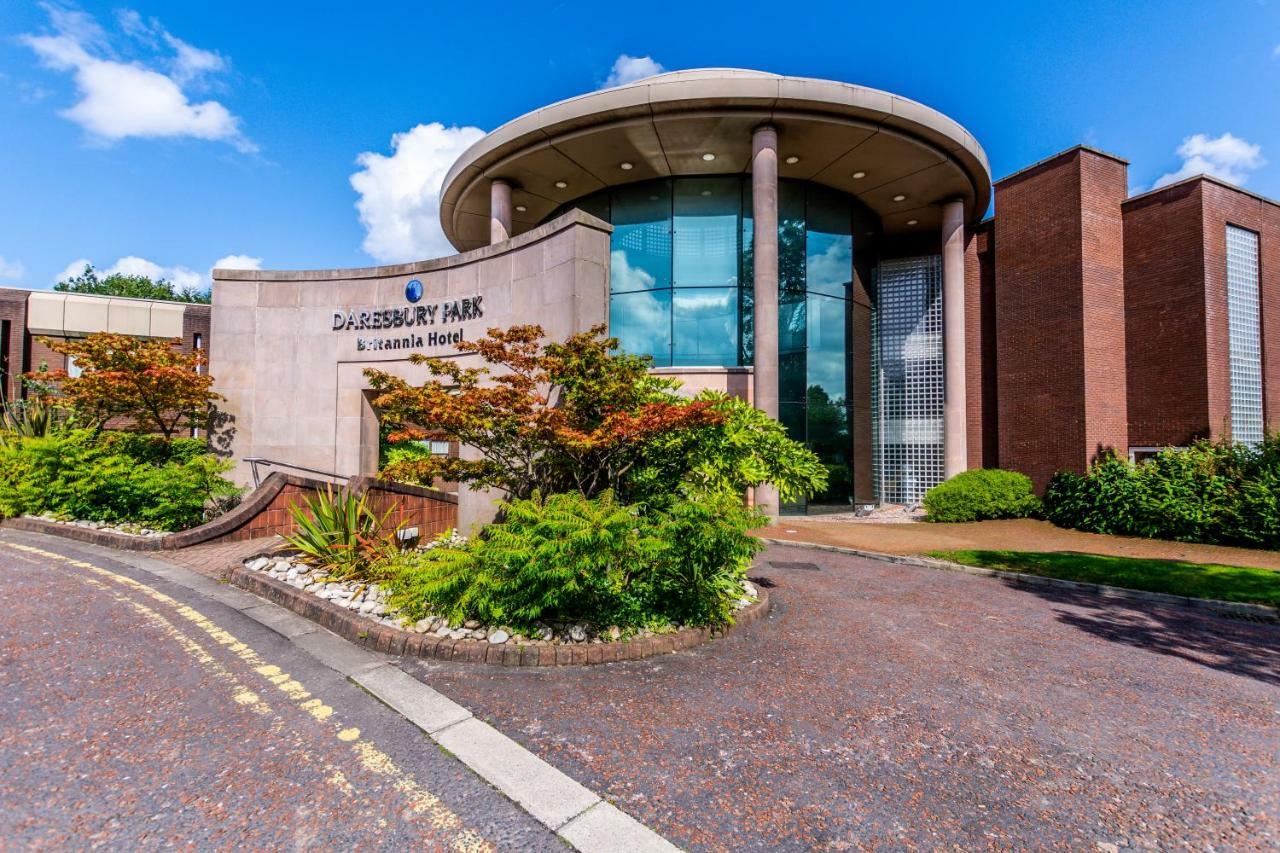 Daresbury Park Hotel & Spa Εξωτερικό φωτογραφία